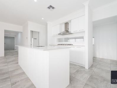 212 Frankland Avenue, Hammond Park WA 6164