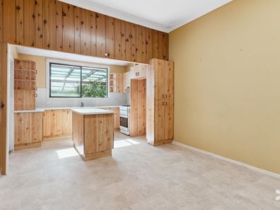 188 Corinthian Road East, Riverton WA 6148