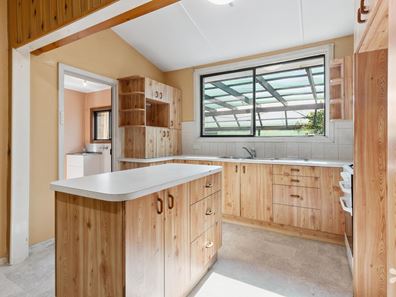 188 Corinthian Road East, Riverton WA 6148