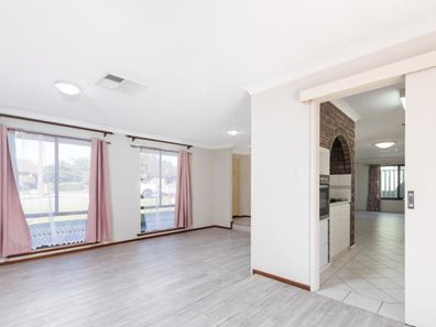 11 Cygnet Court, Yangebup WA 6164