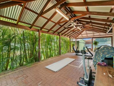 44 Berkshire Road, Forrestfield WA 6058