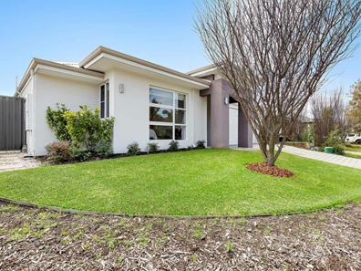 65 Huntington Avenue, Wellard WA 6170
