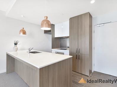 901/8 Tassels Place, Innaloo WA 6018