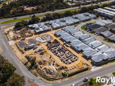4/101 Oakleigh Drive, Erskine WA 6210