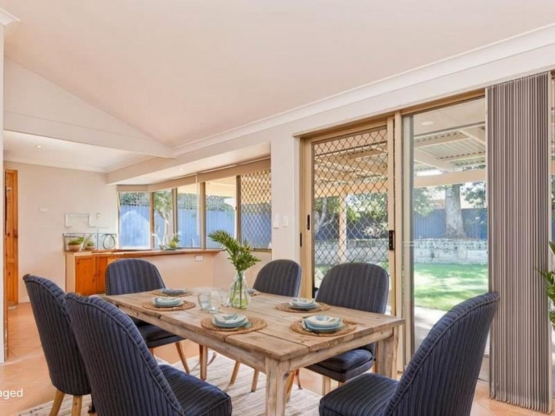 30 Spirula Way, Heathridge