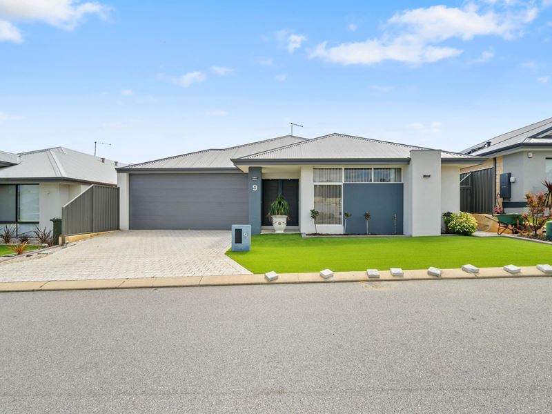 9 Goyder Way, Lakelands WA 6180