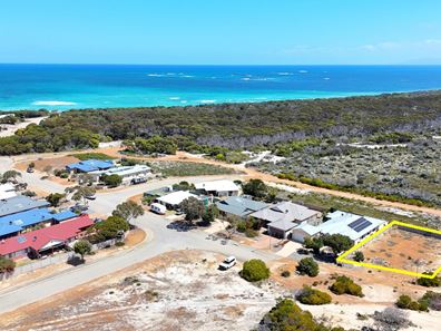 169 Canning  Boulevard, Hopetoun WA 6348
