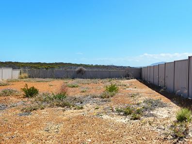 169 Canning  Boulevard, Hopetoun WA 6348