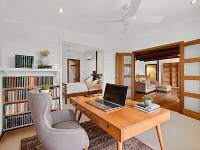16 Lascelles Parade, Gooseberry Hill WA 6076