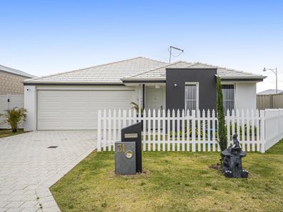 31 Elvina Vista, Golden Bay WA 6174