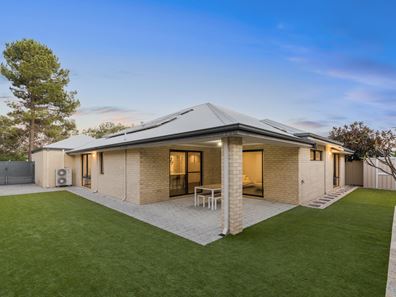 21 Pipeline Boulevard, Piara Waters WA 6112
