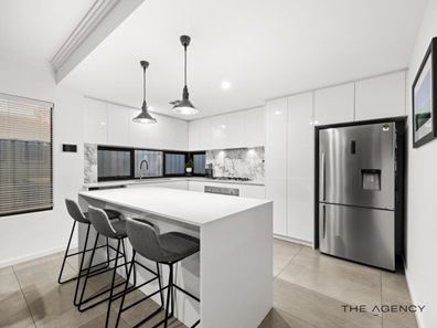 382A Abernethy Road, Cloverdale WA 6105