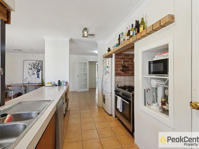 1 Robertson Place, Bibra Lake WA 6163