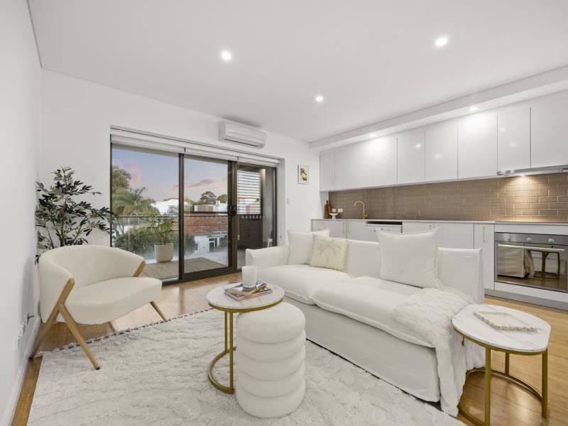 18/359 Oxford Street, Mount Hawthorn WA 6016