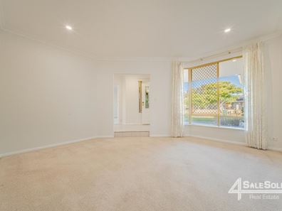 7 Oriole Street, Stirling WA 6021