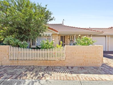 17/13 Paris Road, Australind WA 6233