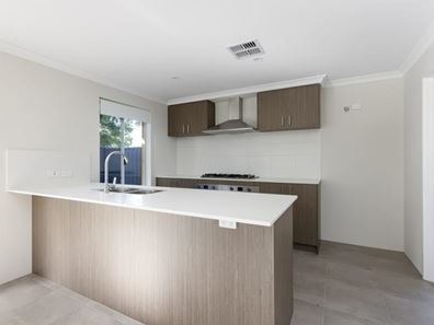 17 Whiffler Road, Forrestdale WA 6112