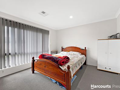 112 Verdant Crescent, Seville Grove WA 6112