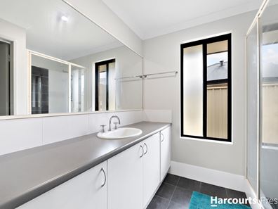 112 Verdant Crescent, Seville Grove WA 6112