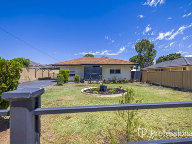 27 Scanlon Way, Lockridge WA 6054