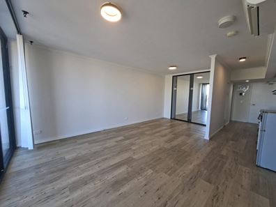 202/14 Cecil Avenue, East Cannington WA 6107
