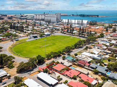 1/65 Francis Street, Beachlands WA 6530