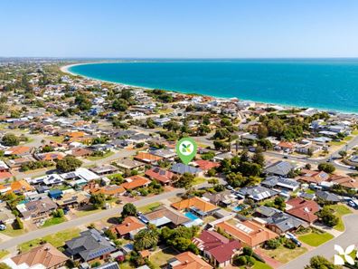 13 Ocean Place, Waikiki WA 6169