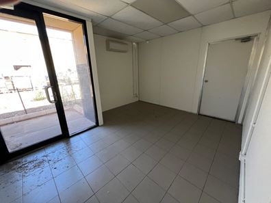 8-2885 Coolawanyah Road, Karratha Industrial Estate WA 6714