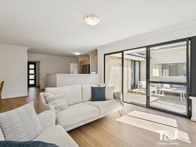 148B Huntriss Road, Doubleview WA 6018