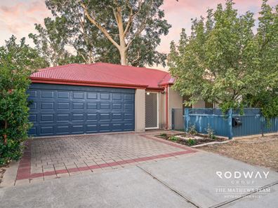 1 Ardross Street, Seville Grove WA 6112