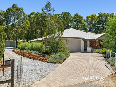 9 Goddard Place, Stoneville WA 6081