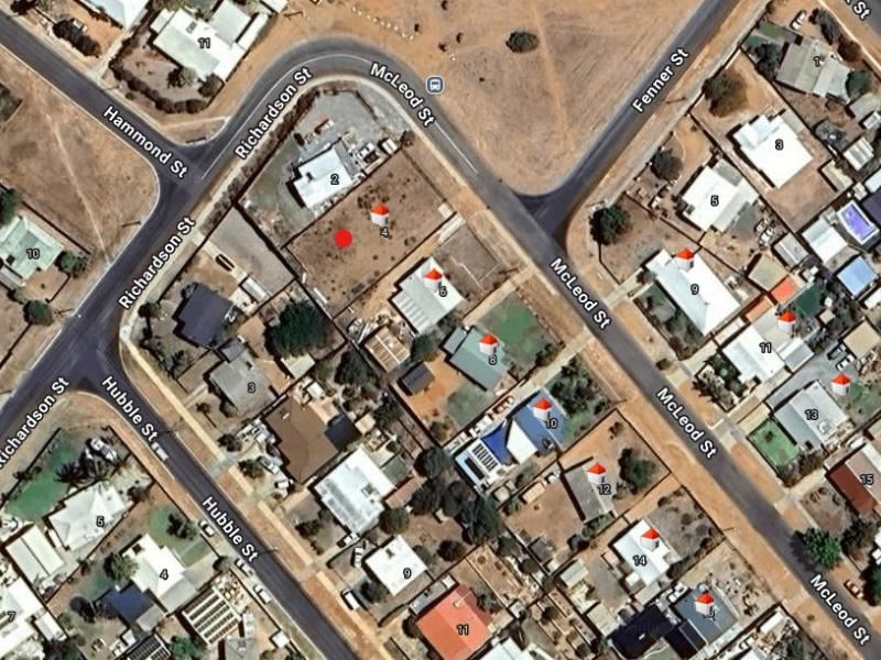 4 Mcleod Street, South Carnarvon