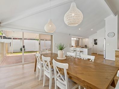 16 Hansted Court, Ballajura WA 6066