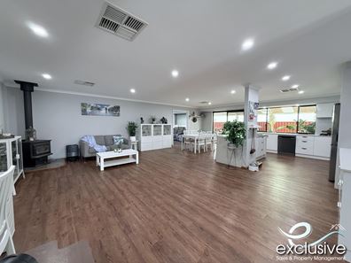 65 Dongara Circle, Jane Brook WA 6056