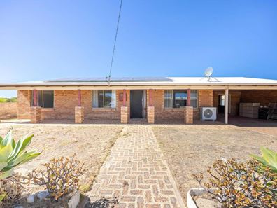 14 Tuart Street, Leeman WA 6514