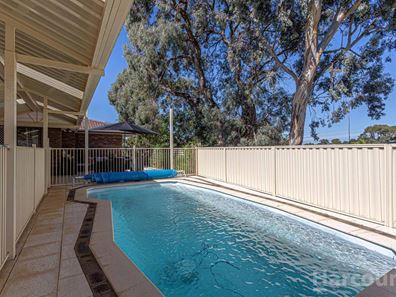 50 The Crest, Woodvale WA 6026