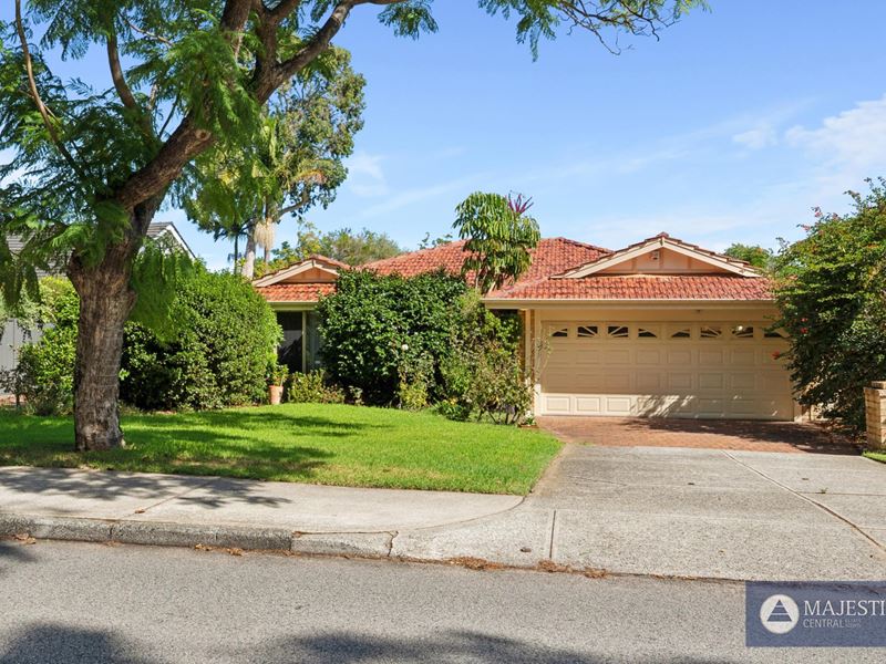 3A Reynolds Road, Applecross