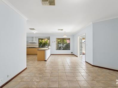 23 Merrang Circuit, Carramar WA 6031