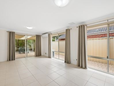 13/10 Delamere Way, Camillo WA 6111