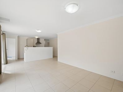 13/10 Delamere Way, Camillo WA 6111