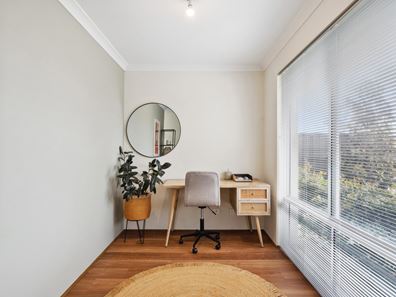 28 Aventurine Road, Treeby WA 6164