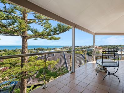 7 Howick Court, Coogee WA 6166