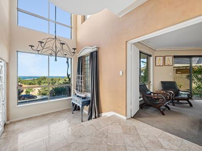 7 Howick Court, Coogee WA 6166