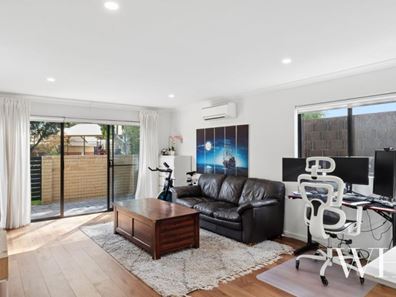 G01/22 Hendra Street, Cloverdale WA 6105
