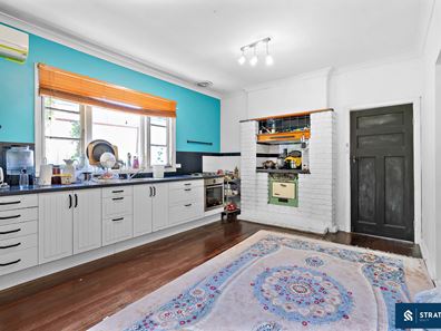 64 The Crescent, Maddington WA 6109