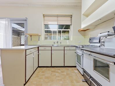 34 Mclarty Road, Pinjarra WA 6208