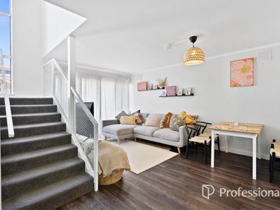 26B Casserley Avenue, Girrawheen WA 6064