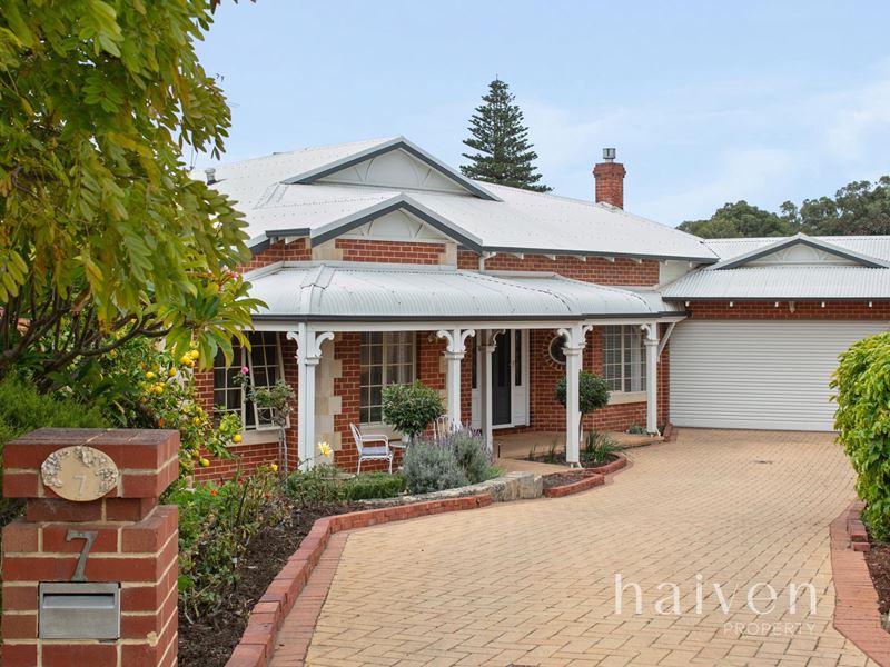 7 Jubaea Gardens, Mount Claremont WA 6010