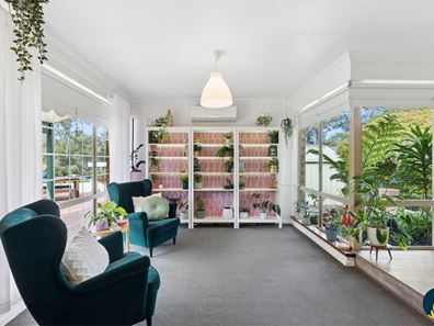 17 Heath Road, Roleystone WA 6111