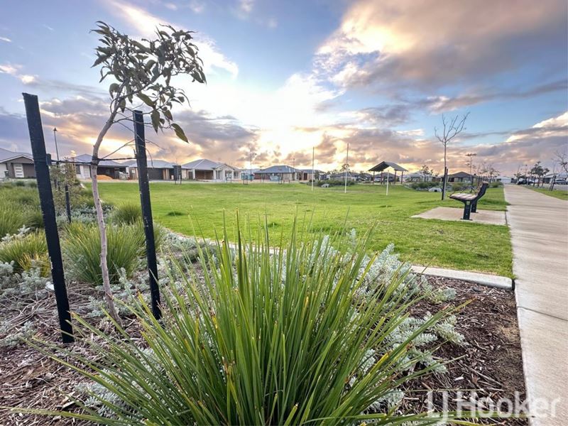 13 Munji Street, South Yunderup WA 6208
